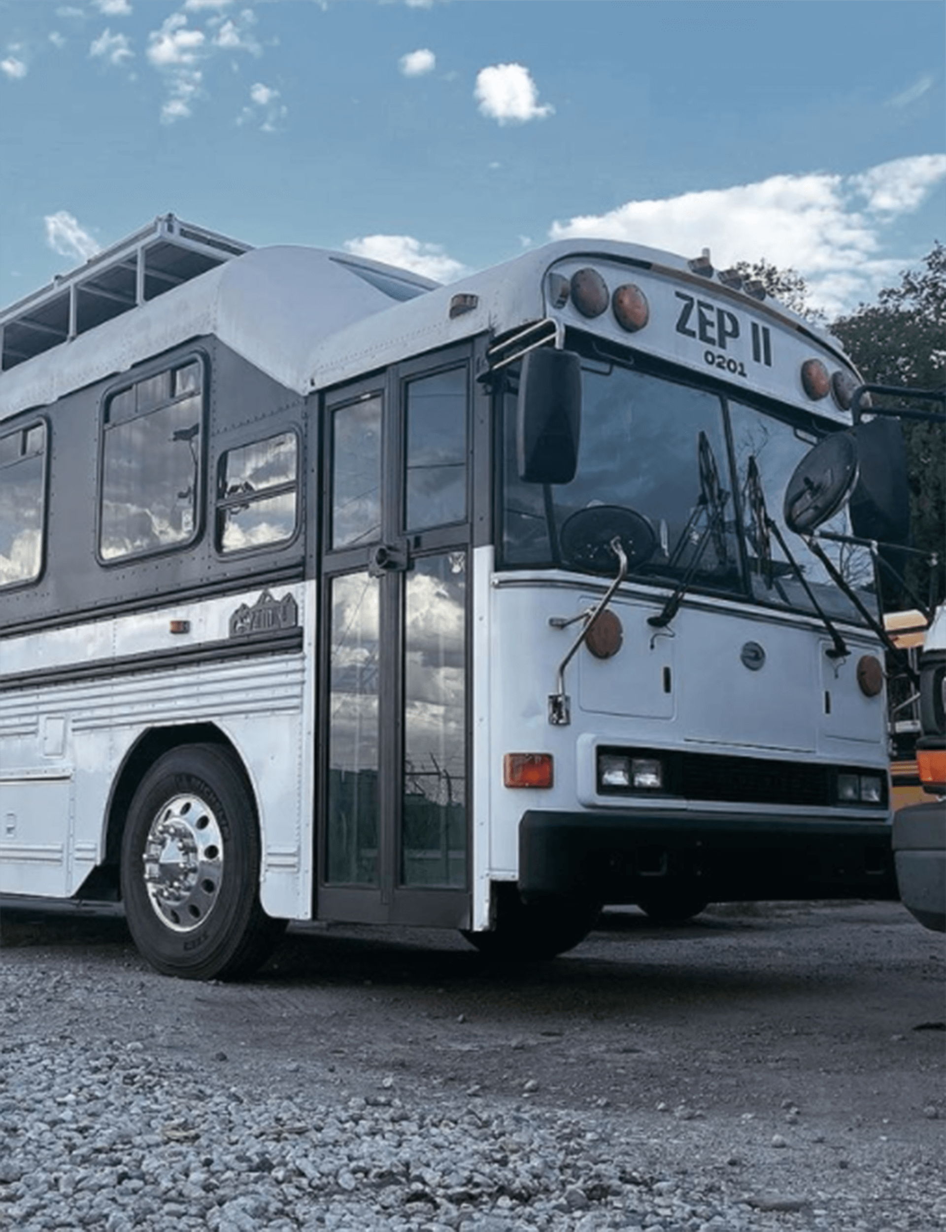 Featured Build - Zeppelin Travels (RVH9200)