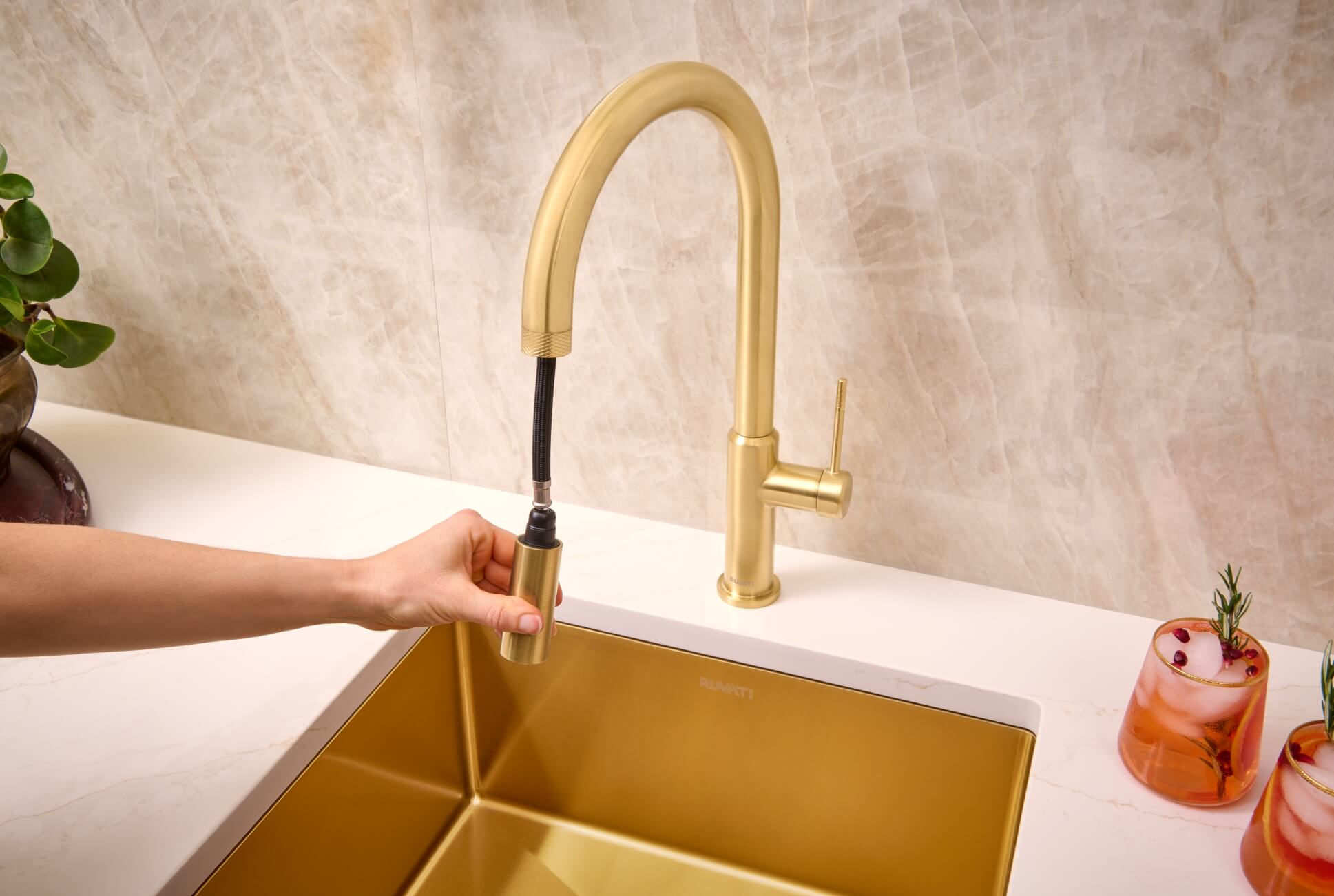 How to Clean a Faucet Aerator Effectively: A Comprehensive Guide