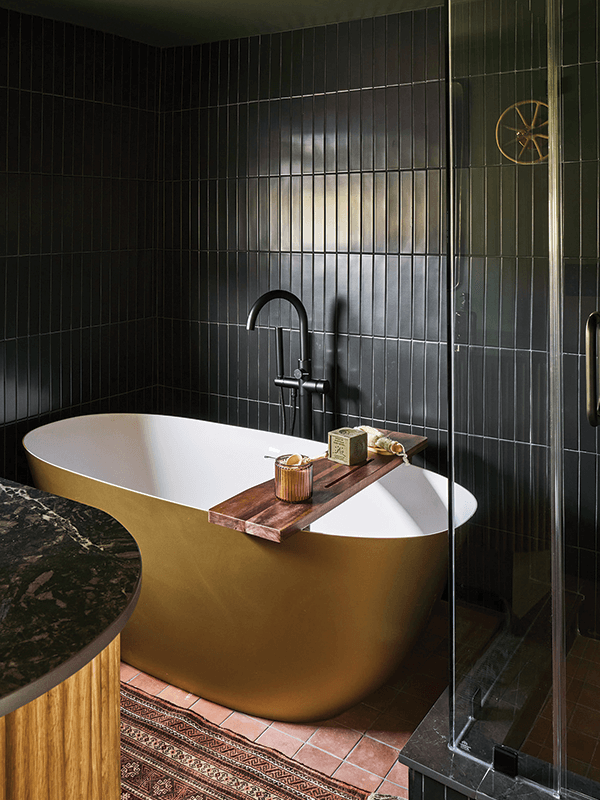 HGTV_Motels2014 Ruvati Featured in HGTV’s 100 Day Hotel Challenge