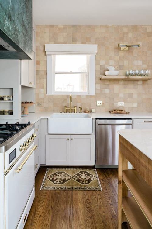 KimxMHP323 Ruvati Shines on HGTV’s ‘Why the Heck Did I Buy This House?’ Featuring Designer Kim Wolfe