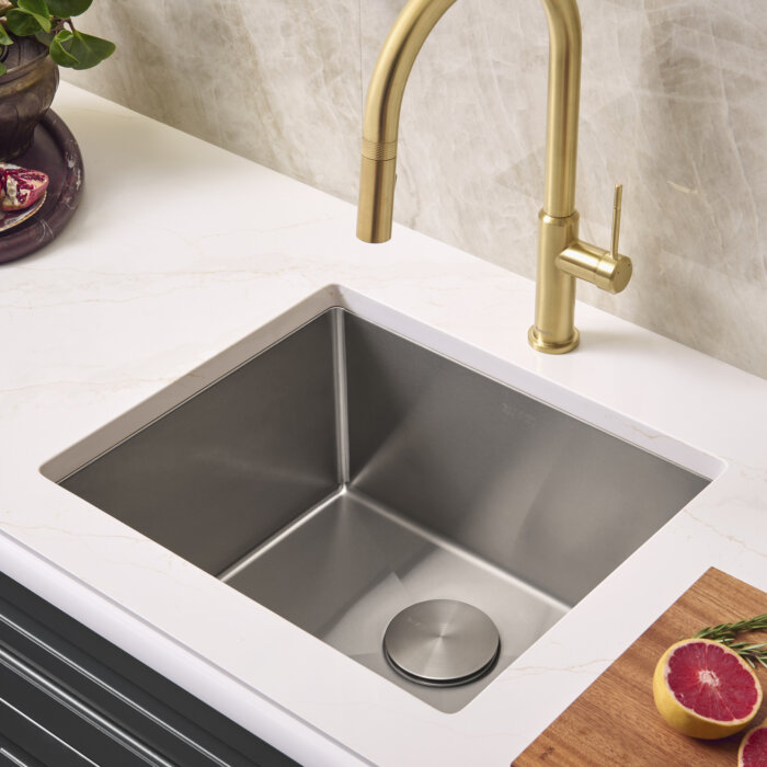 Ruvati 21-inch Undermount Stainless Steel Bar Prep Kitchen Sink 16 Gauge Rounded Corners Single Bowl - RVH7121