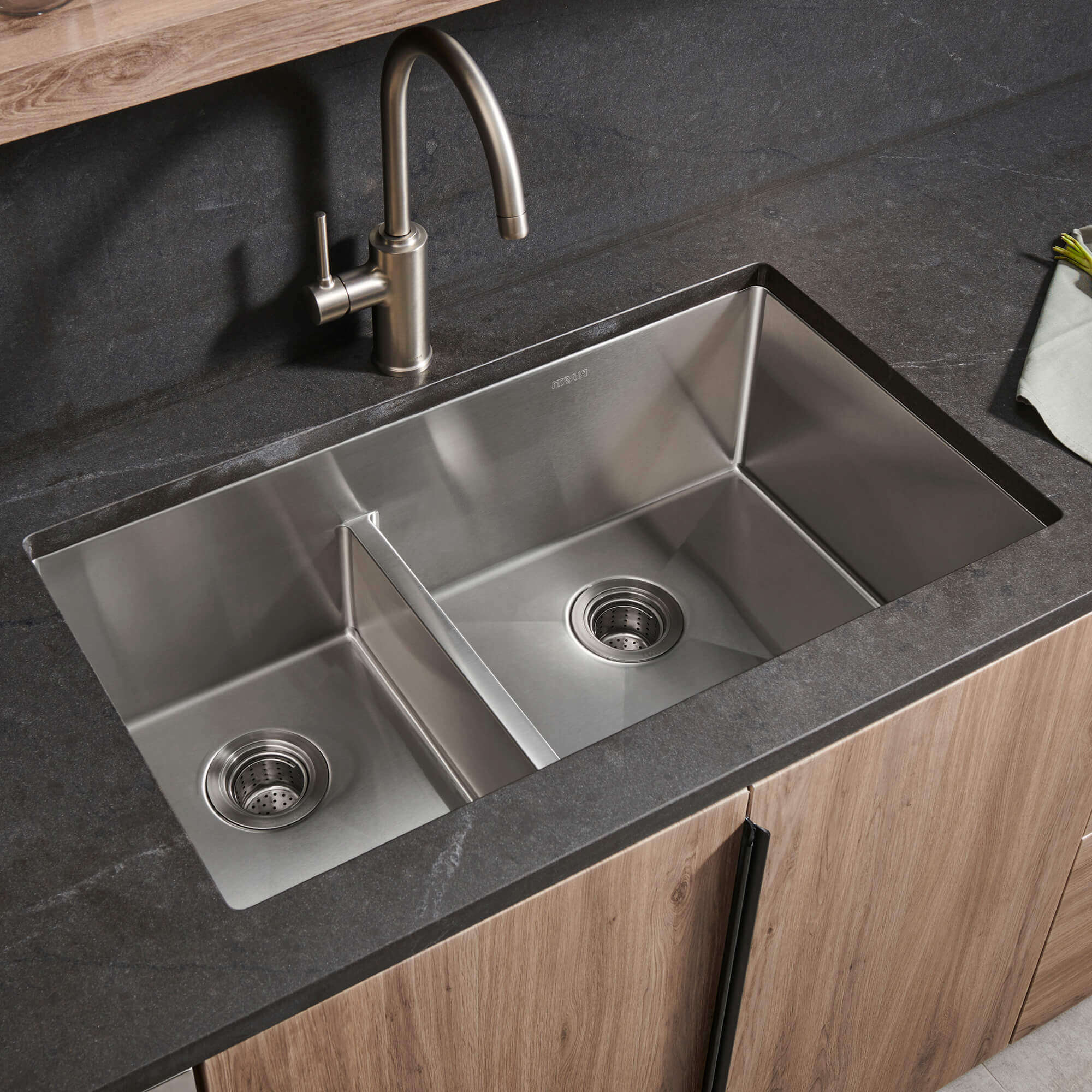 Double Bowl Kitchen Sink