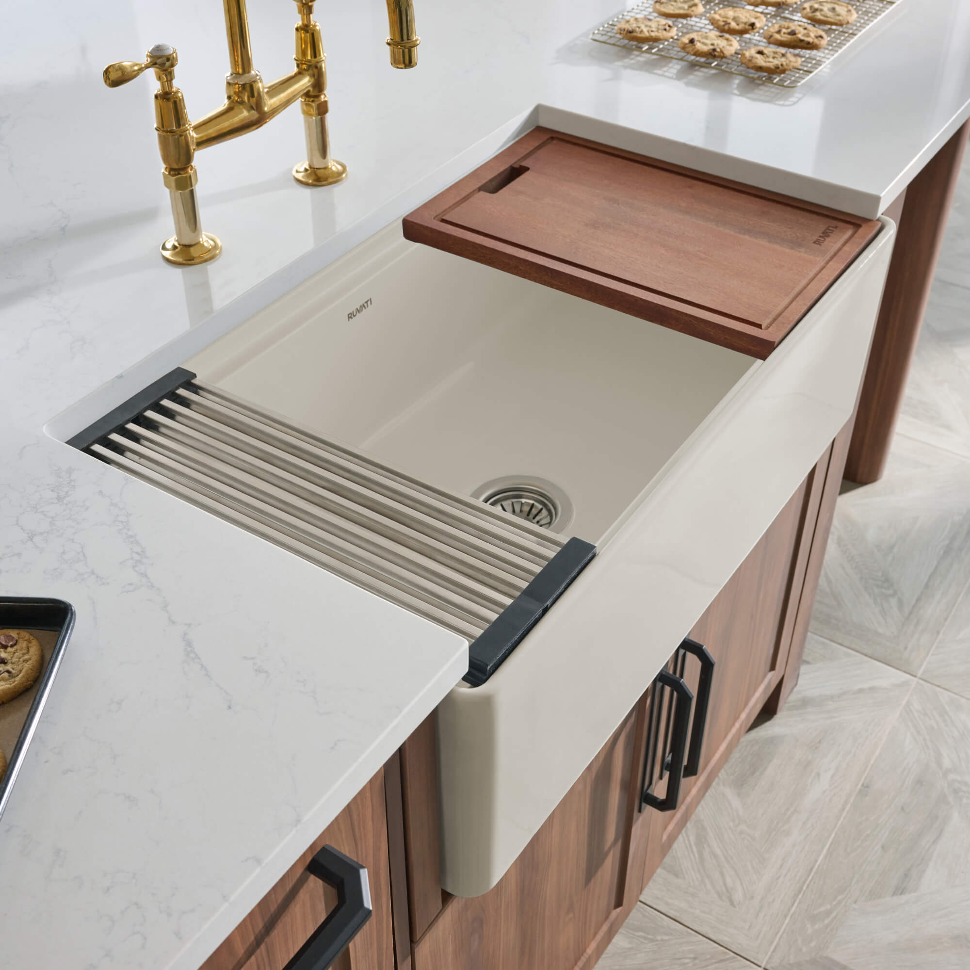 Pros and Cons of Low Divide Sink for Kitchen: Enhancing Functionality and Style