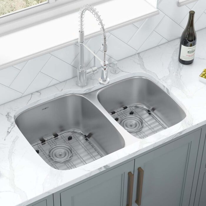 Ruvati 32-inch Undermount 60/40 Double Bowl 16 Gauge Stainless Steel Kitchen Sink - RVM4310 Double Bowl Undermount Sink