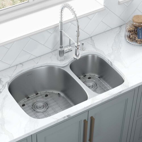 Ruvati 32-inch Undermount 60/40 Double Bowl 16 Gauge Stainless Steel Kitchen Sink - RVM4400
