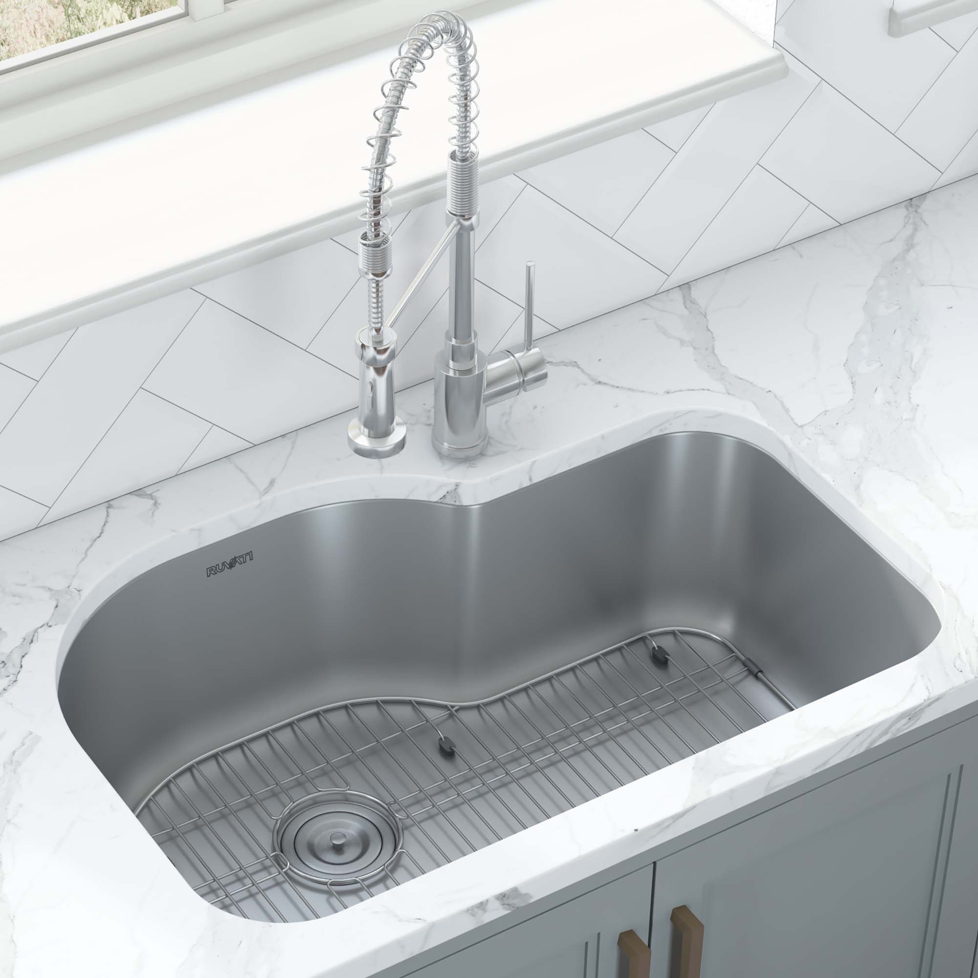 Stainless Steel Undermount Kitchen Sink